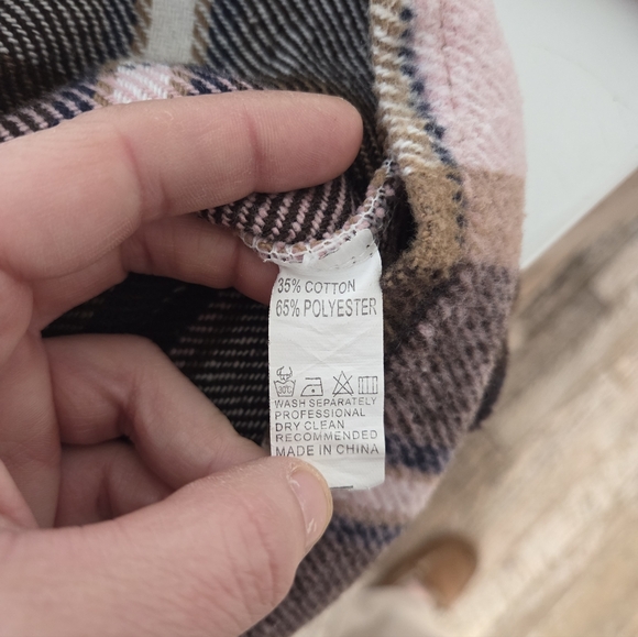 Flannel - Picture 2 of 5